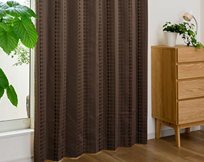 ブラウン 丸柄のコントラストが特徴的な完全遮光カーテン