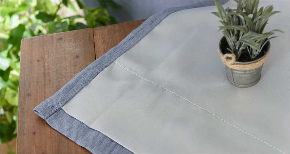 裏地付き二重遮光カーテン