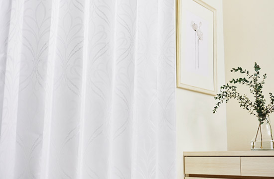 筆で描いたようなエレガントな模様が魅力の完全遮光カーテン　WWJ1260