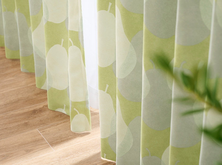 北欧ナチュラルなお部屋に！おしゃれな洋梨柄の2・3級遮光カーテン　D-1144