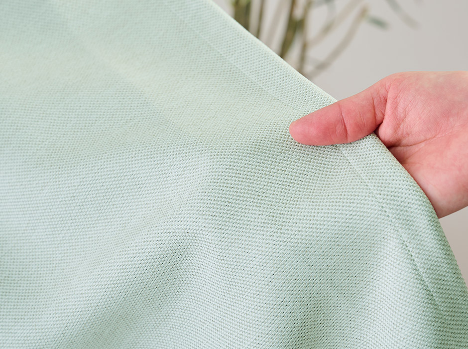 8色　節電対策におすすめ！遮熱効果NO.1の1級遮光カーテン D-1159