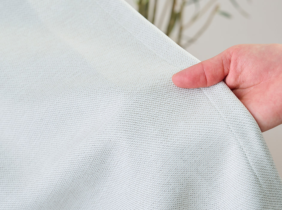 8色　節電対策におすすめ！遮熱効果NO.1の1級遮光カーテン D-1159