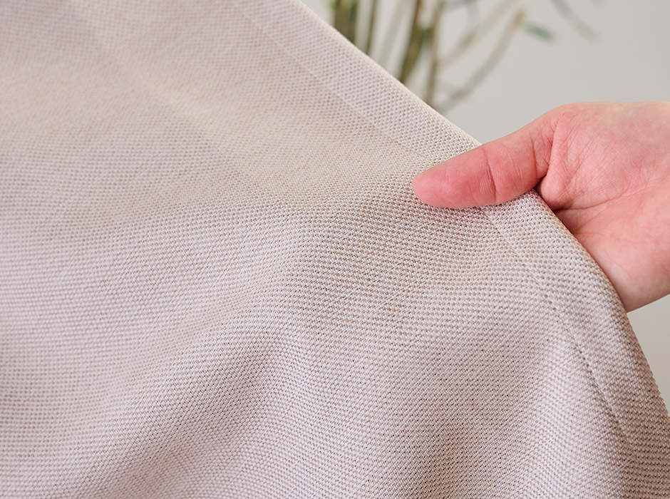 8色　節電対策におすすめ！遮熱効果NO.1の1級遮光カーテン D-1159