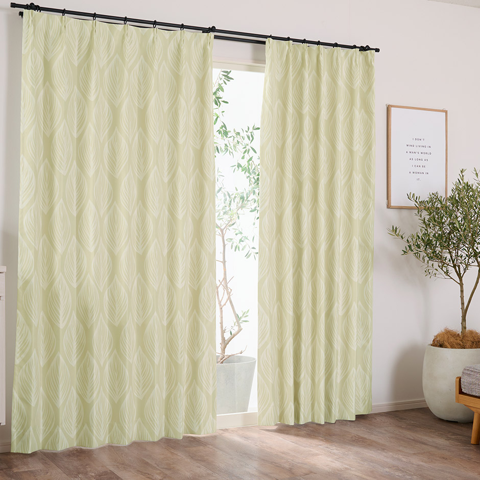 北欧テイストの優しいリーフ柄が完全遮光カーテン　D-1161