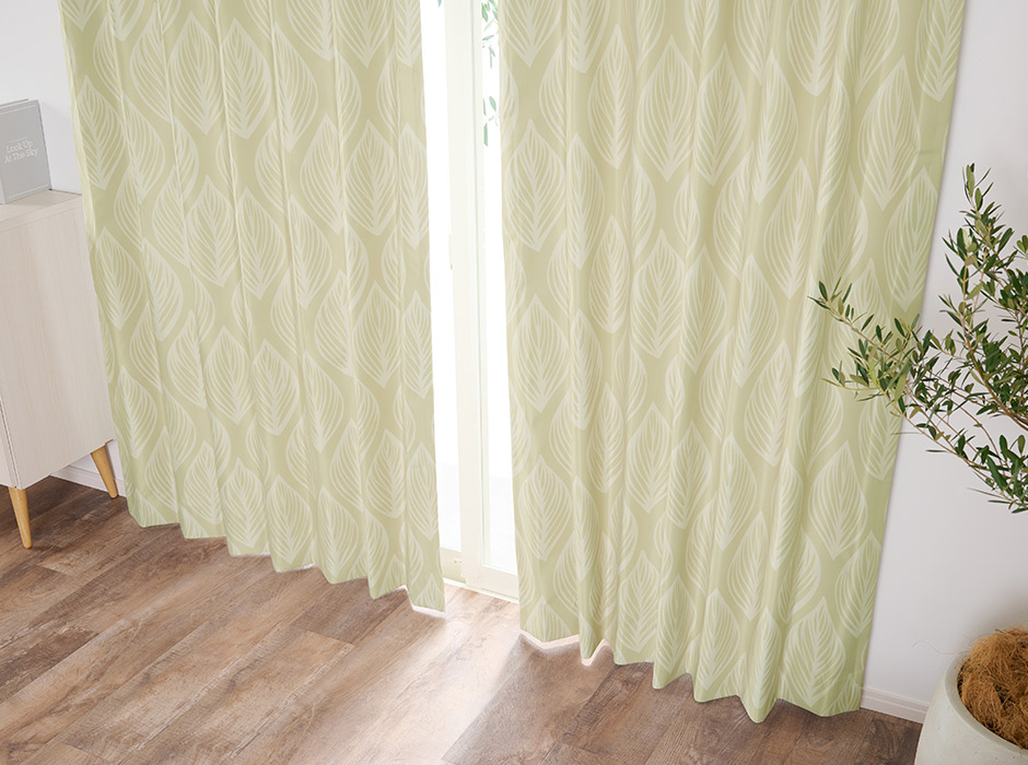 北欧テイストの優しいリーフ柄がおしゃれな完全遮光カーテン　D-1162