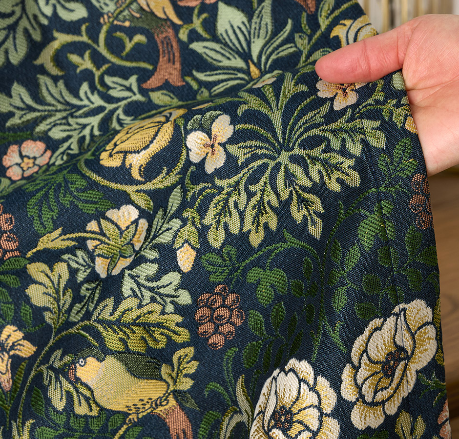 英国調の草花と鳥が優雅に彩る｜高級ジャガード織 1級遮光カーテン 5413