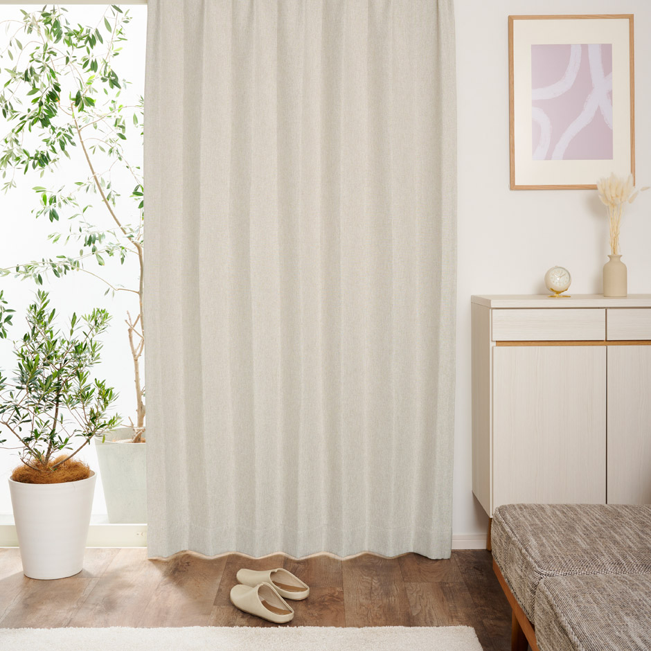 ナチュラルなインテリアによく合う2級遮光防炎カーテン　ジル