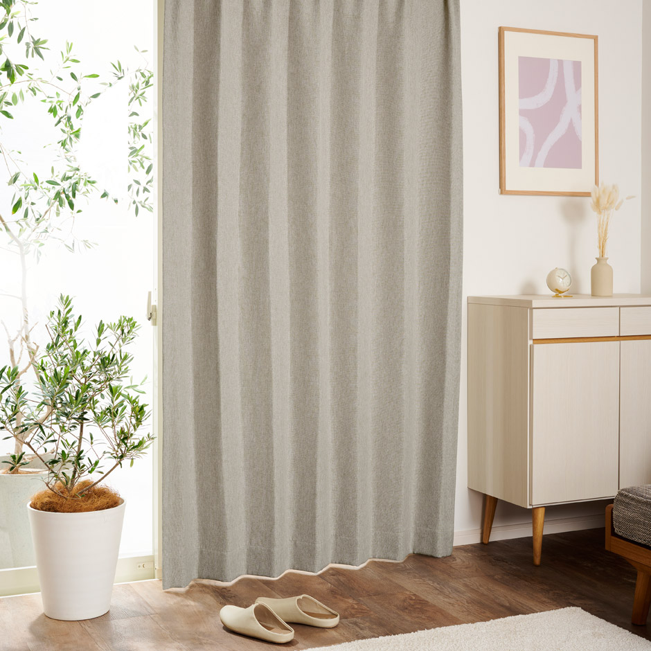 ナチュラルなインテリアによく合う2級遮光防炎カーテン　ジル