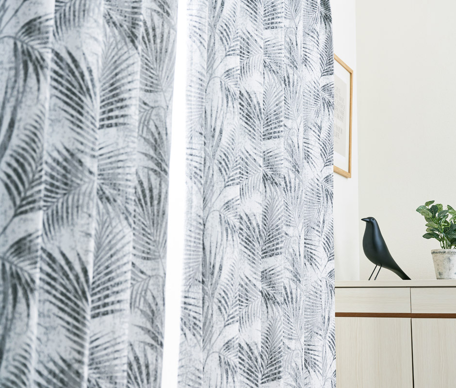 裏地付き３級遮光カーテン　D-1194