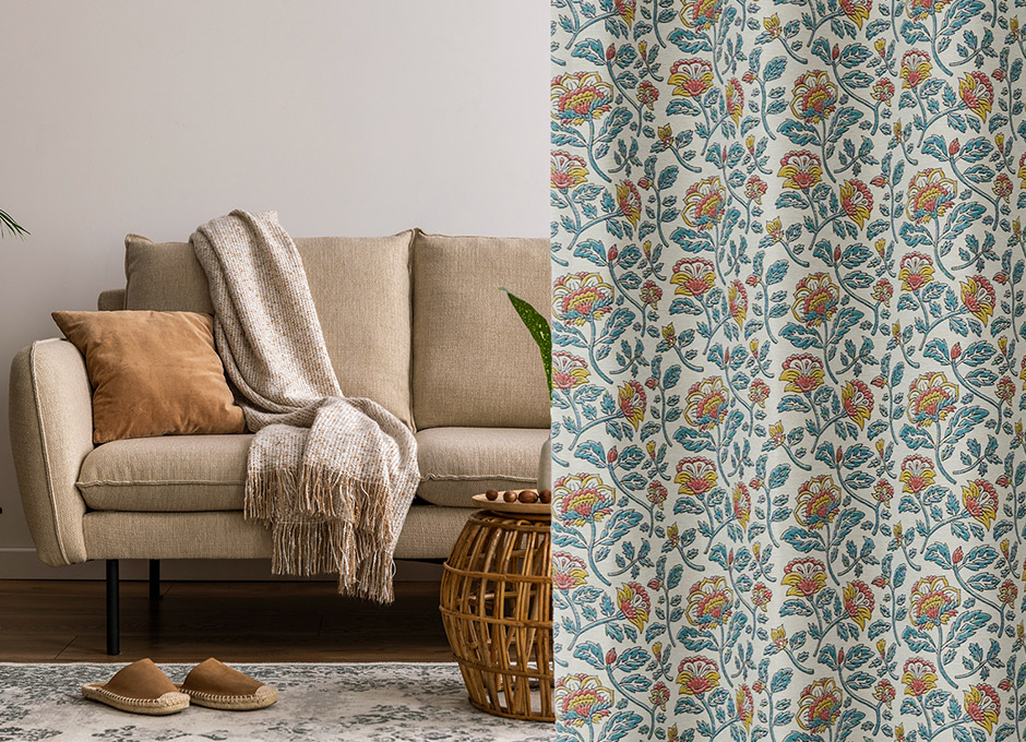 ヨーロッパ風のエレガントな花柄が目を引く1級遮光カーテン　ルトレ（D-1195)