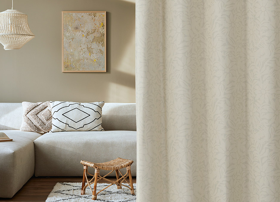 北欧モダンな小鳥と花柄の1級遮光カーテン ラッシュ（D-1195)