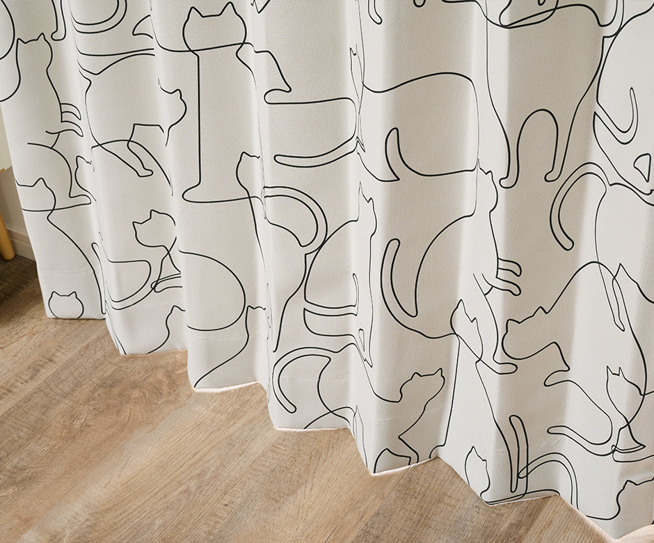 ネコ好きにはたまらない！おしゃれな1級遮光カーテン ニャーン（D-1195)