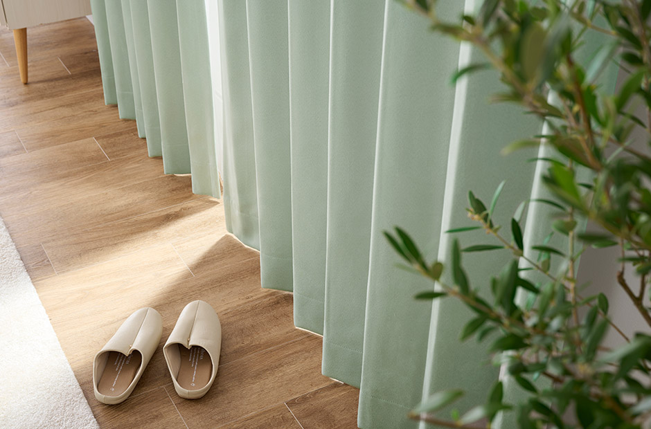 8色 スウェード調・ニュアンスカラーの1・2級遮光防炎カーテン アンズ