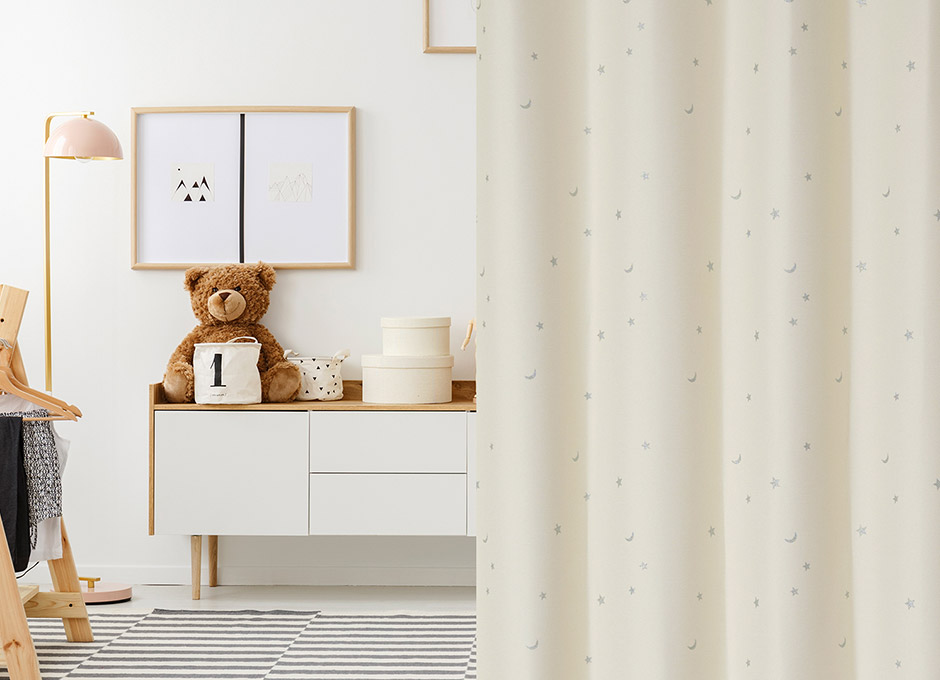 6色　子供部屋に！きらめく星柄がかわいい1・2級遮光カーテン ロケット2（D-1195）