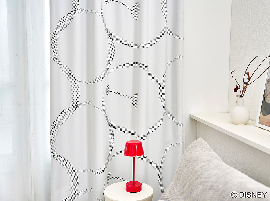 ディズニーカーテン　1・2級遮光カーテン　ベイマックス（D-1196)