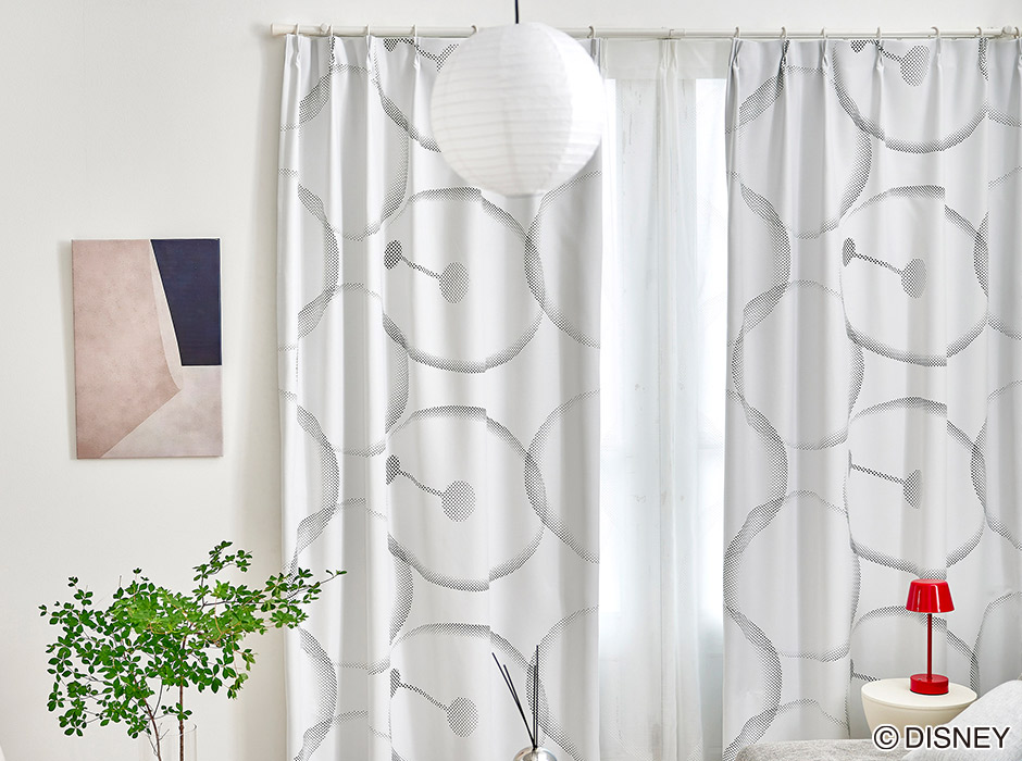 ディズニーカーテン　1・2級遮光カーテン　ベイマックス（D-1196)