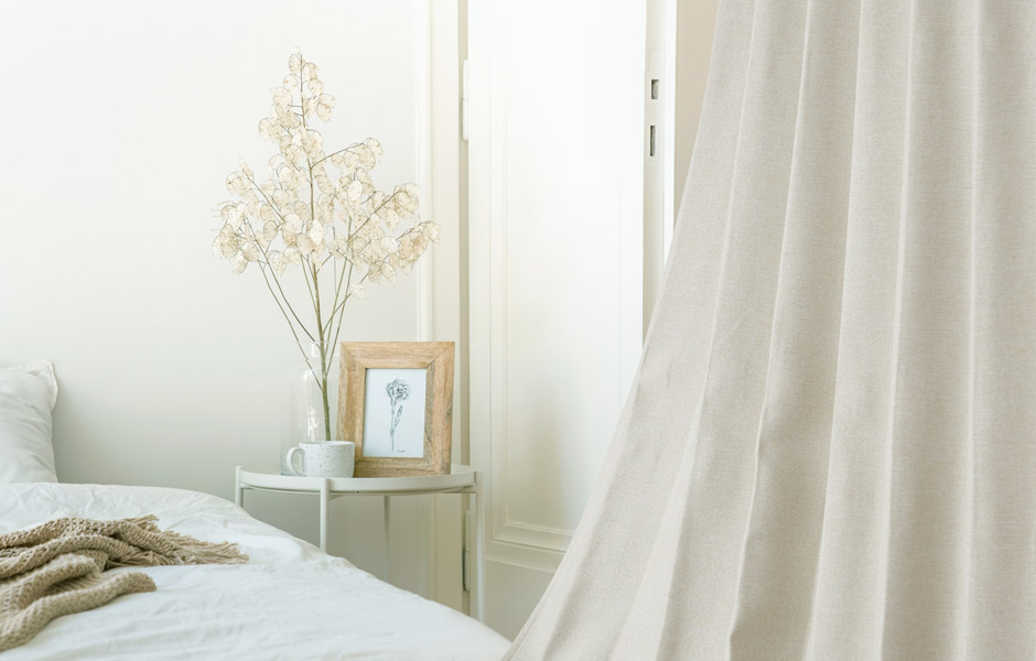 ナチュラルな1級遮光防炎カーテン D4362