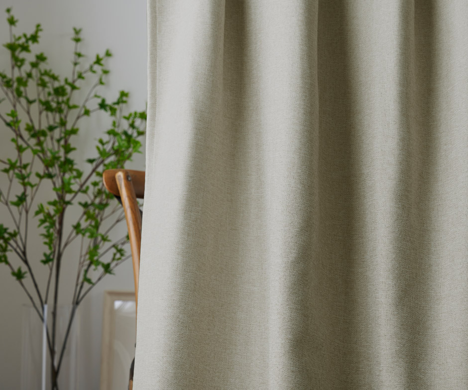 ナチュラルな1級遮光防炎カーテン D4362