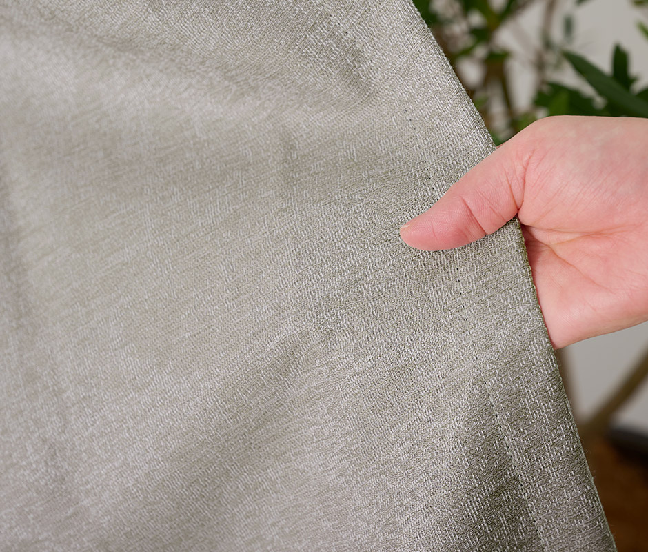 大人モダンなジャガード織ダマスク柄・シームレス完全遮光カーテン　YH23V