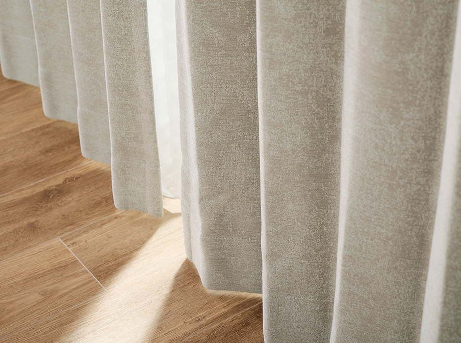 大人モダンなジャガード織ダマスク柄・シームレス完全遮光カーテン　YH23V