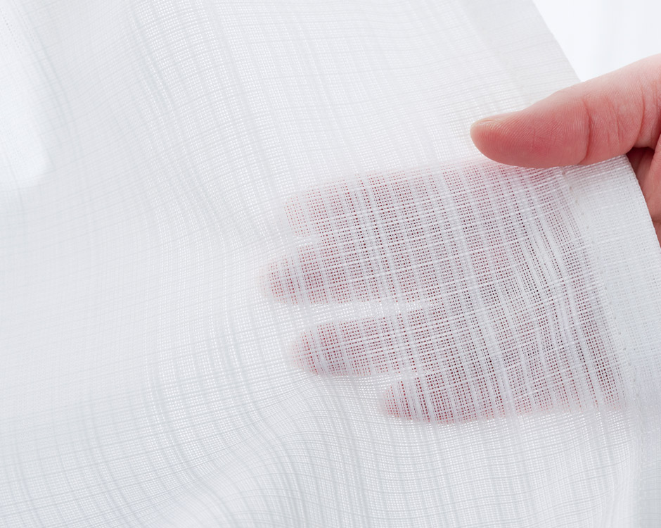 消臭加工技術「トリプルフレッシュII」を施した格子状のデザインがおしゃれな防炎ミラーレース U9420