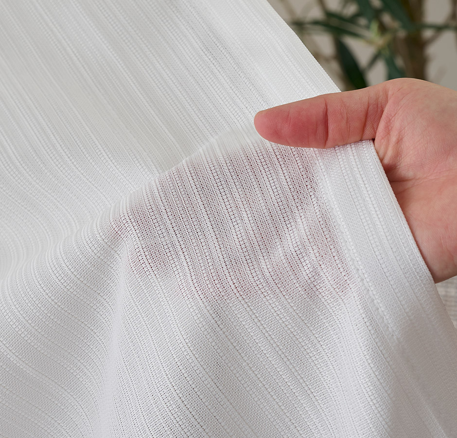 きらめくラメがおしゃれな採光・遮熱・遮像・UVカットレースカーテン L-1259