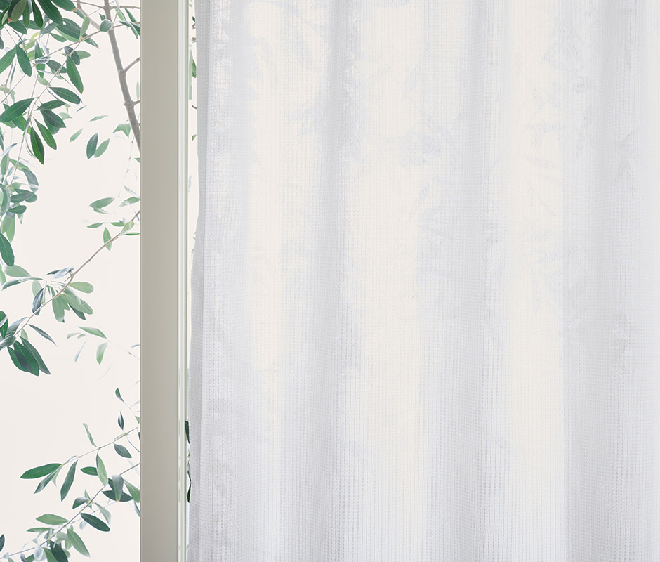 お部屋の不快なにおいに！消臭加工を施した遮熱・遮像・UVカットレースカーテン　L-1723