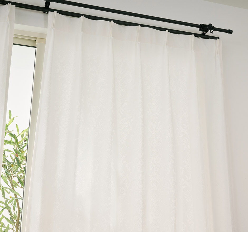 高い遮熱効果で節電対策！外から見えにくいおしゃれなシームレスレースカーテン　L-1217