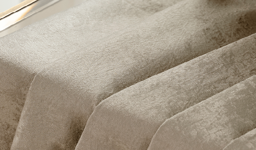 ライトブラウン