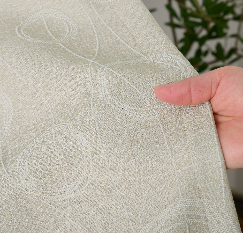 北欧ナチュラルな手書き風のサークル柄がおしゃれな3級遮光防炎カーテン　FP6111