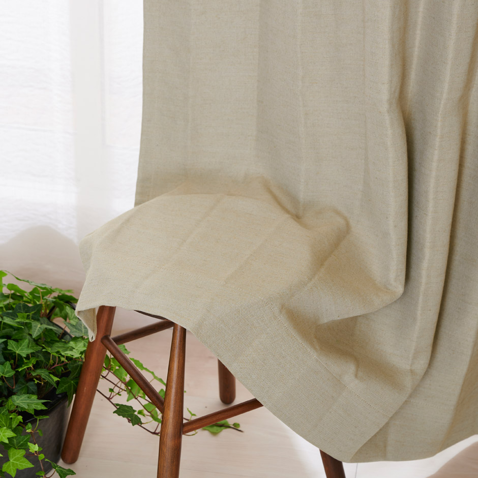 まるでリネンのようなナチュラルな2級遮光カーテン FP0112P