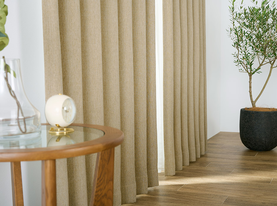 北欧インテリアに!ナチュラルな風合いの1・2級遮光防炎カーテン CFE4829