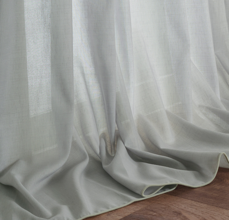 透け感があるのに外からはみえにくい高機能なリネン風シームレースカーテン CFE1293