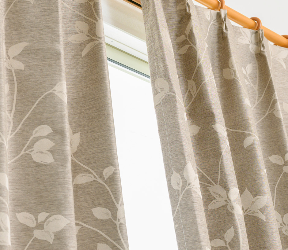 完全遮光カーテン　D-1120