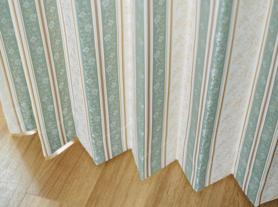 完全遮光カーテン　D-1139