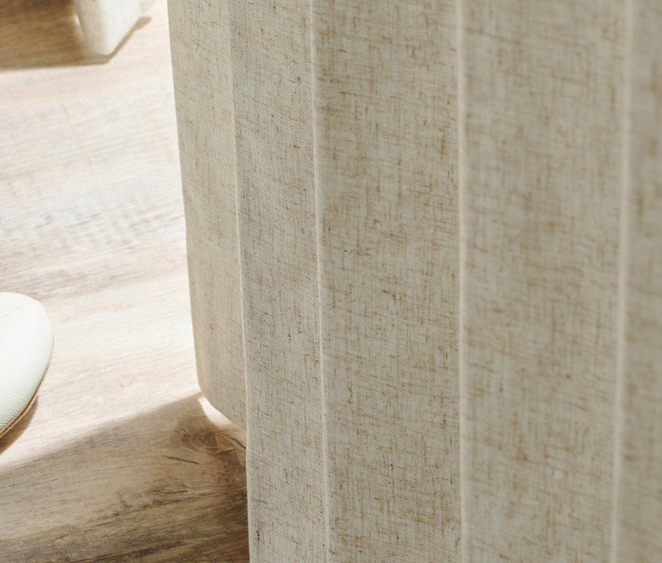 天然素材完全遮光カーテン　D-1152