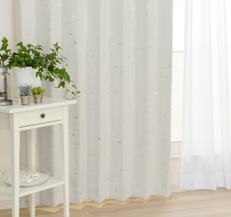 1級遮光カーテン　D-1533