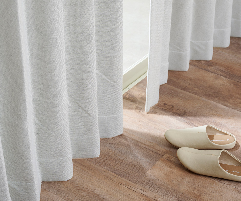 大人のグレイッシュカラーが魅力の完全遮光カーテン　330