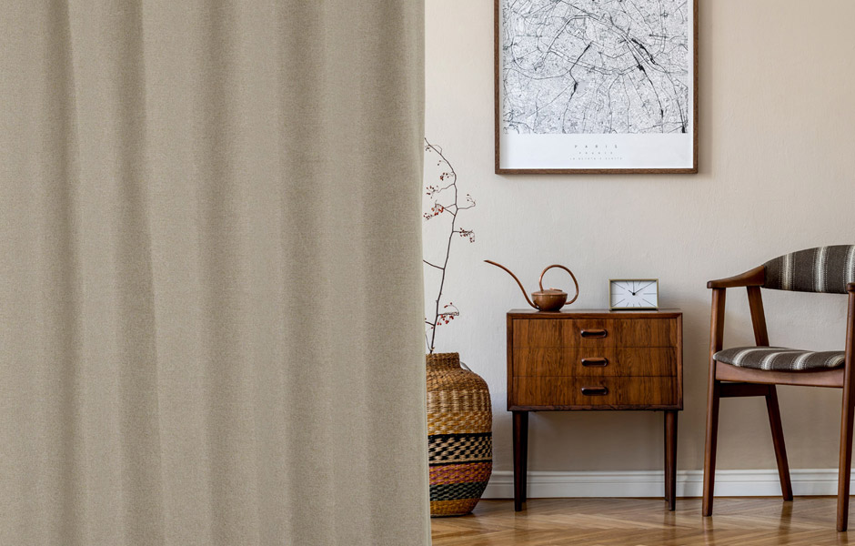 大人のグレイッシュカラーが魅力の完全遮光カーテン　330