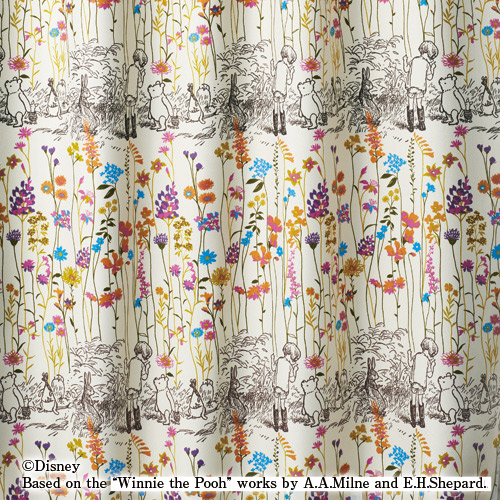 2級遮光カーテン　ディズニー[プーさん]・ガーデンプレイス（D-1196）/1枚