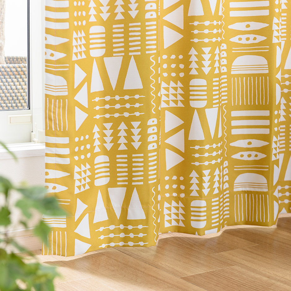 北欧テイストな幾何柄の2級遮光カーテン　KIKA11078