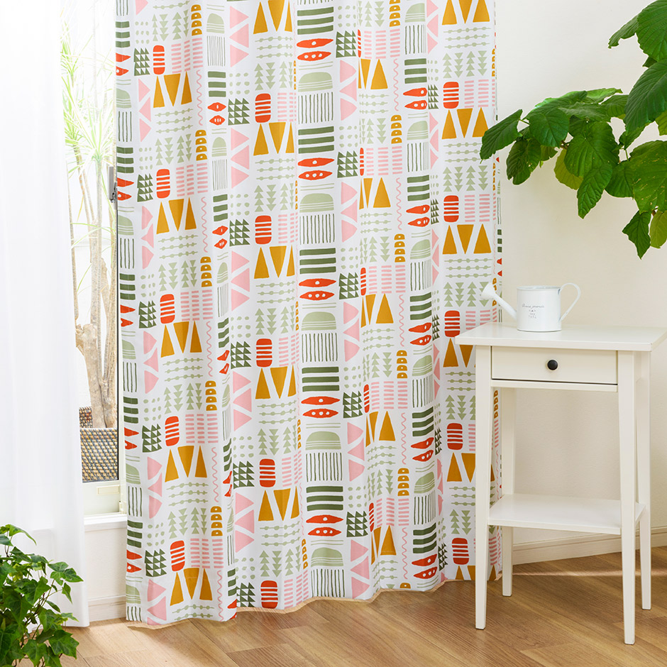 北欧テイストな幾何柄の2級遮光カーテン　KIKA11078