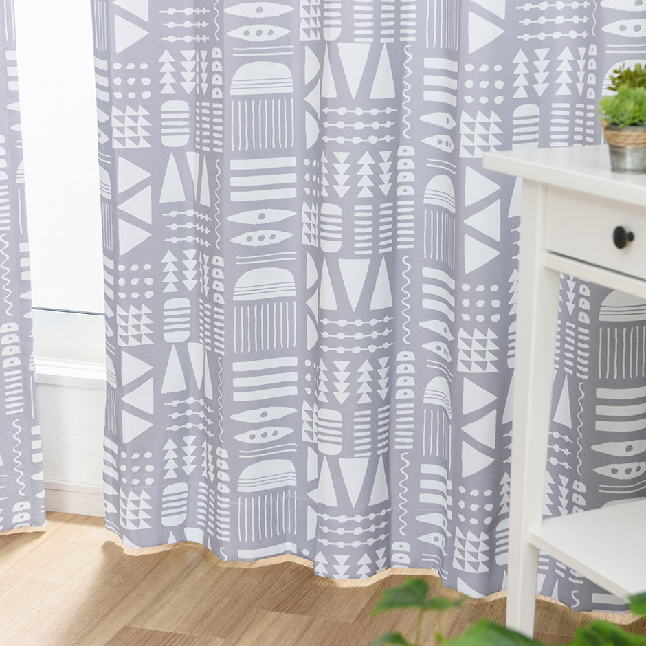 北欧テイストな幾何柄の2級遮光カーテン　KIKA11078