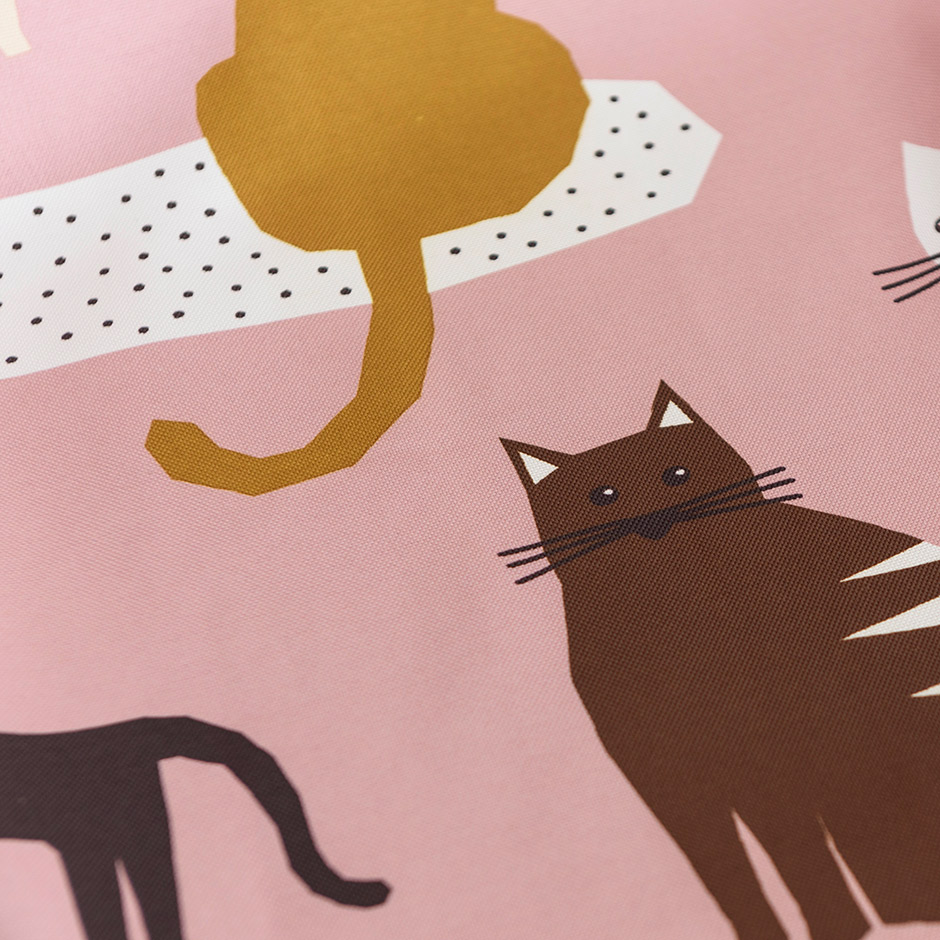 愛嬌のあるネコがたくさん2級遮光カーテン　CATS11078