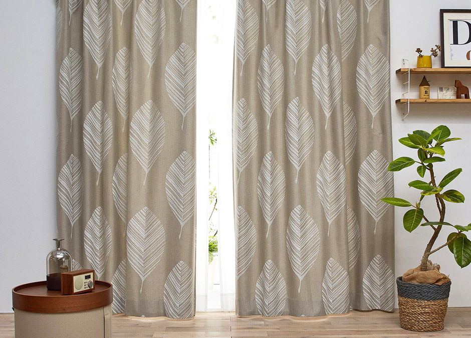 3級遮光カーテン　レヒティア（D-1196）