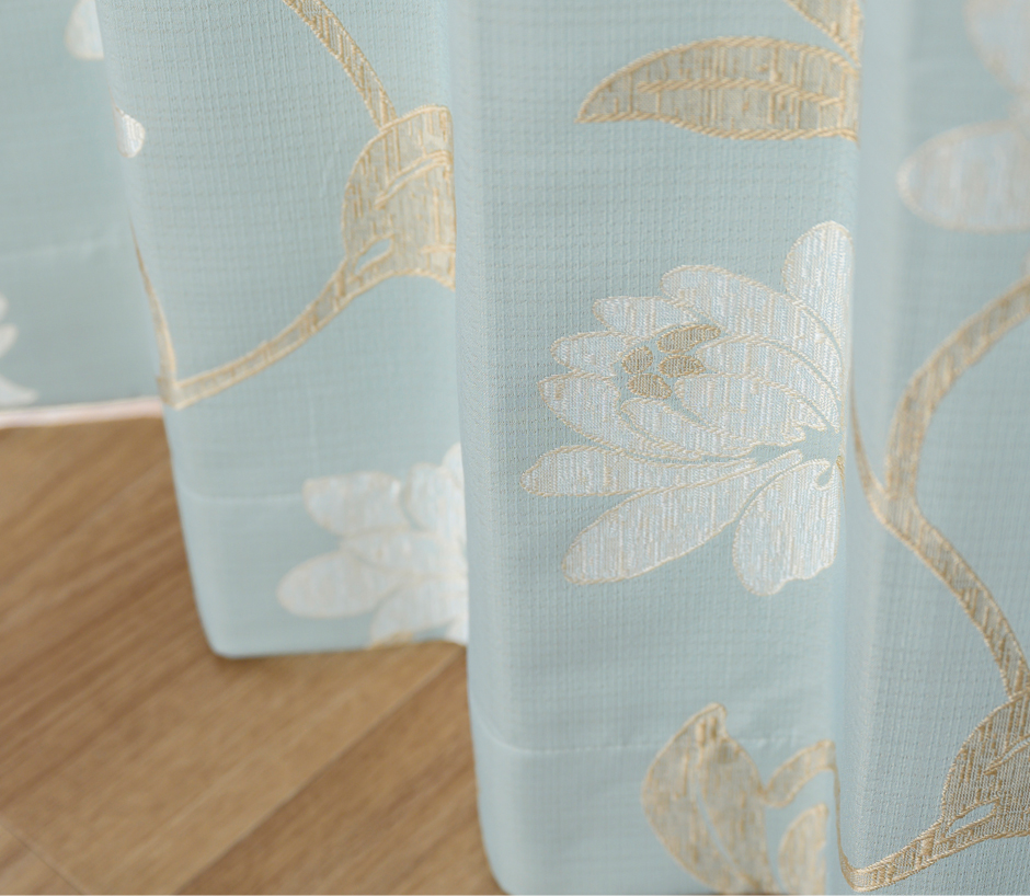 裏地付き３級遮光カーテン　D-8001