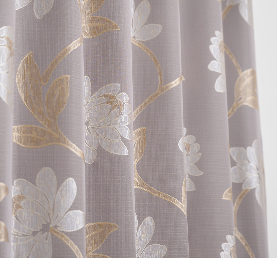 裏地付き３級遮光カーテン　D-8001