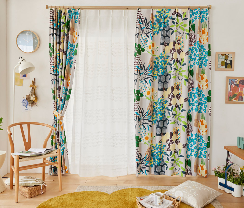 【2～3級遮光カーテン】可愛い花瓶と植物を大胆にデザインした　フラワーポット（D-1196)