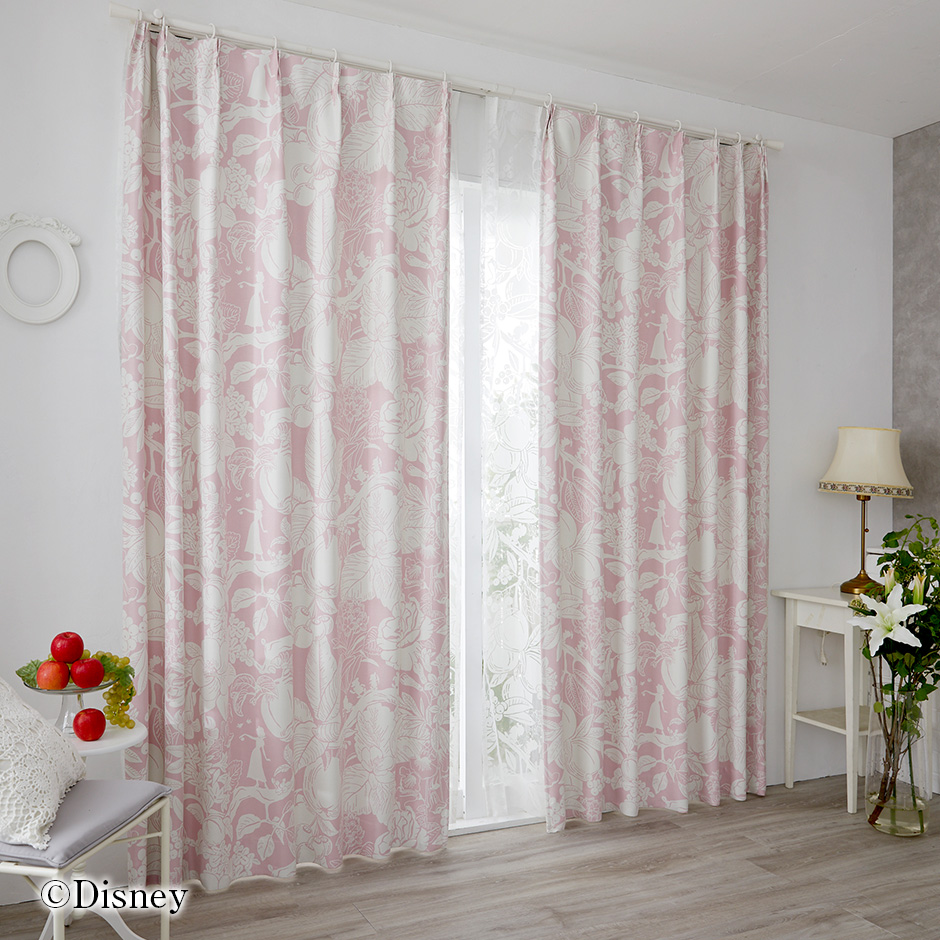 2級遮光カーテン　ディズニー〔プリンセス〕・ハイホー（D-1196)