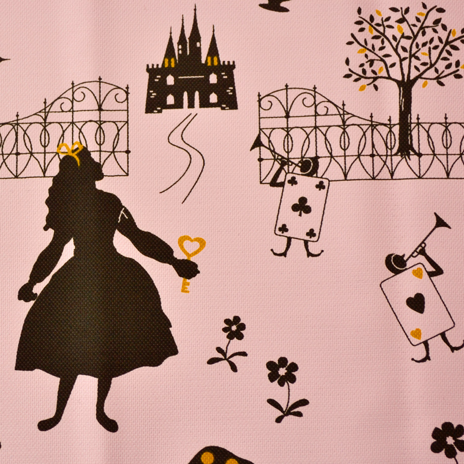 不思議の国のアリスの物語に入り込んだような2級遮光カーテン　ＫＫ-373